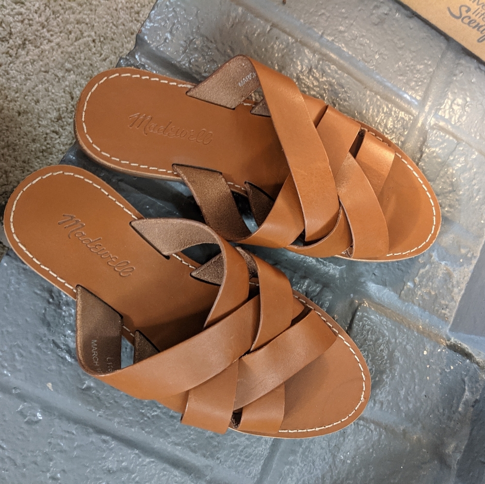 Madewell Leather Sandals. Worn once. Size 7